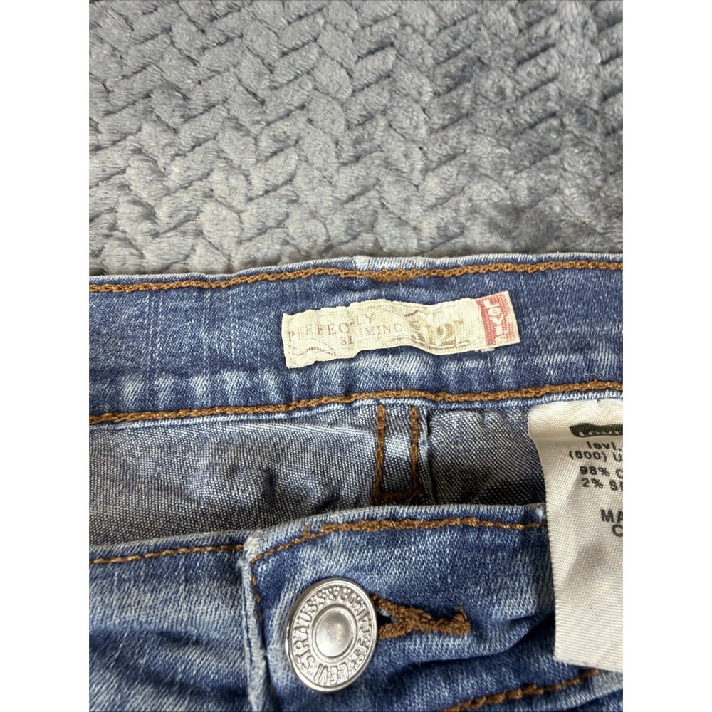 Levi's 512 Women's Classic Slim Stretch Tapered Leg Blue Denim Jeans Size 16M - Picture 9 of 15